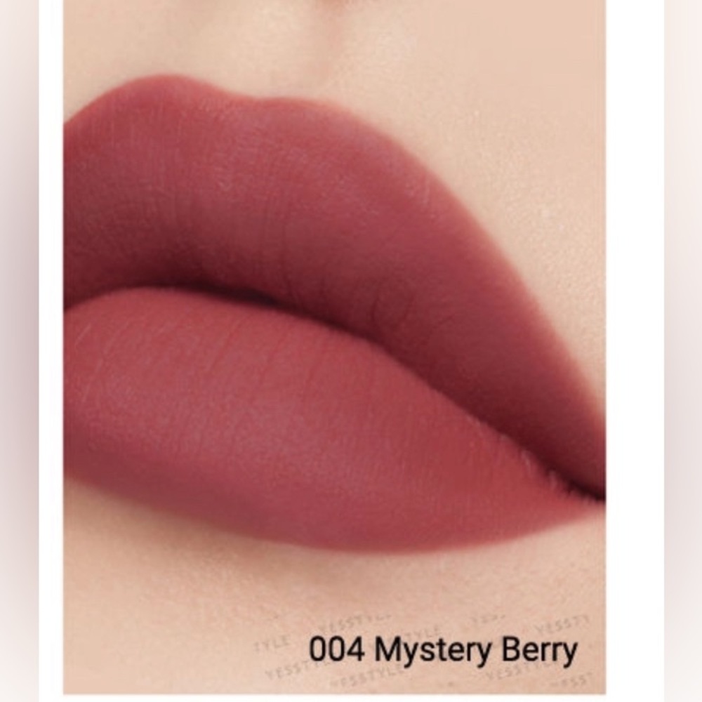 ONE IN STOCK‼️ BRAND NEW ✨🚨 I'M MEME - I'm Mystery Blur Tint - (MYSTERY BERRY)